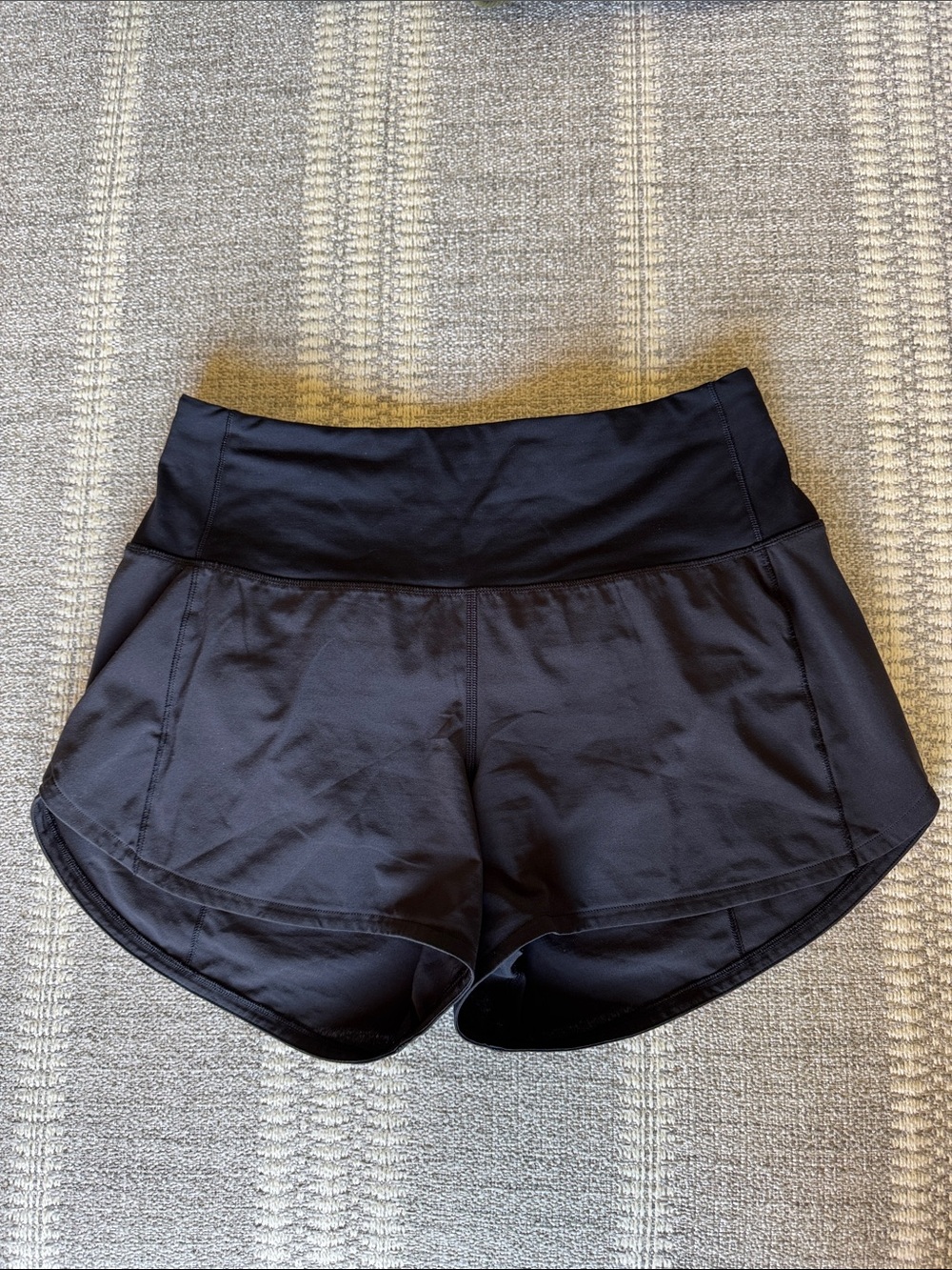 lululemon Speed Up High-Waist Lined Shorts 4”